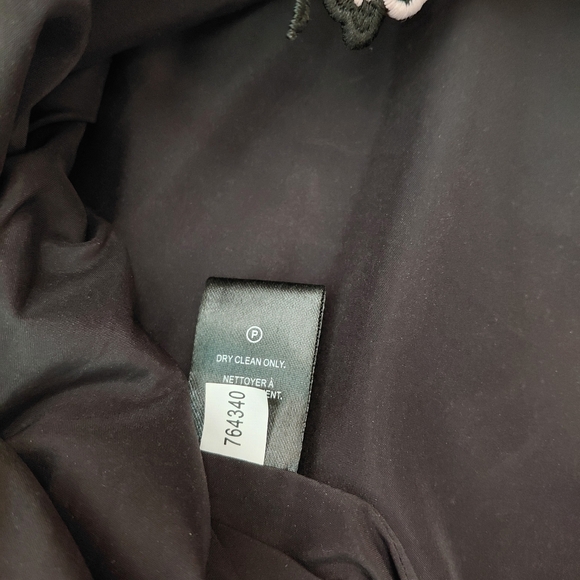 RW&CO Black and Cream Embellished V-Neck Sheath Dress - Picture 7 of 8